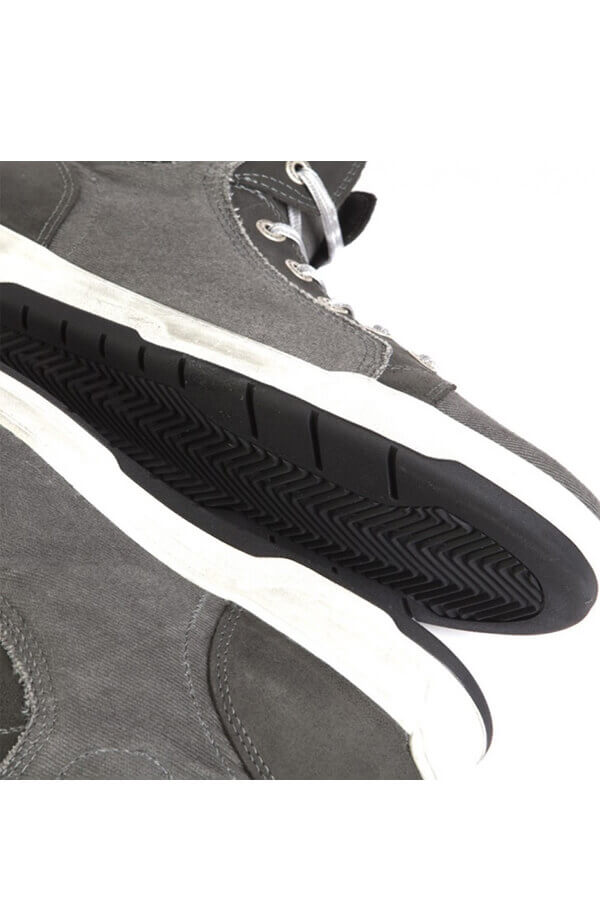Stylmartyn_SunsetEvo_motorcycle_sneakers-2 (1)